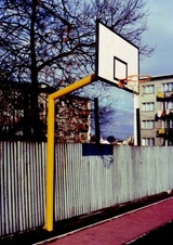 Trubkový stojan na basketbal