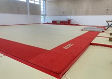 Tréninková pružinová gymnastická podlaha Gymnova "MONTREAL" 13 x 13m_obr11