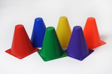 Vymezovací kužely plné - výška 15 cm - hmotnost 65 g_obr2