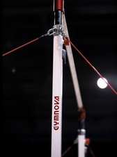 Soutěžní asymetrická bradla RIO, standardní délka lan, žerď s laminátovým jádrem_obr7