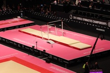 Soutěžní asymetrická bradla RIO, standardní délka lan, žerď s laminátovým jádrem_obr8