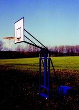 Výsuvný stojan na basketbal skládací