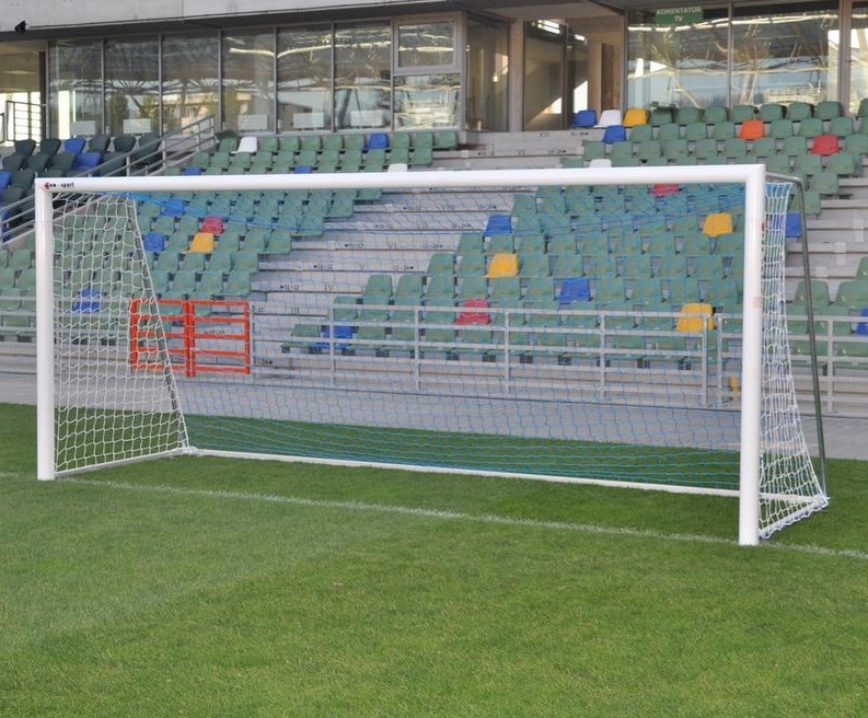 Fotbalová branka 5,0 × 2,0 m – hliníková, s kotvením do země