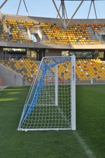 Fotbalová branka 5,0 x 2,0 m – hliníková, s kotvením do země_obr3