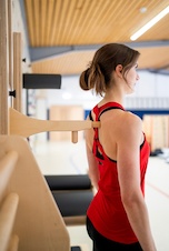 Dřevěná deska s trigger pointem, válečkem na krk a duo míčem_obr4