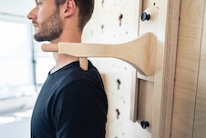 Dřevěná deska s trigger pointem, válečkem na krk a duo míčem_obr6