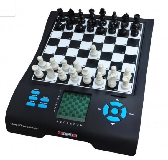 Šachový a herní počítač 8 v 1 Millennium Europe Chess Champion