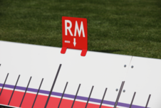 Značka soutěžního záznamu pro hliníkový ukazatel vzdálenosti RM17-S283_obr2