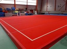 Soutěžní pružinová gymnastická podlaha Gymnova "MONTREAL EVOLUTION" 14 x 14m - Certifikace FIG_obr2