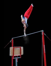 Soutěžní hrazda Gymnova MONTREAL - schválená FIG, standardní délka kotvících lan_obr3