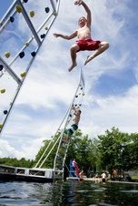Aqua horolezecká stěna k bazénu Aquaclimb®_obr2