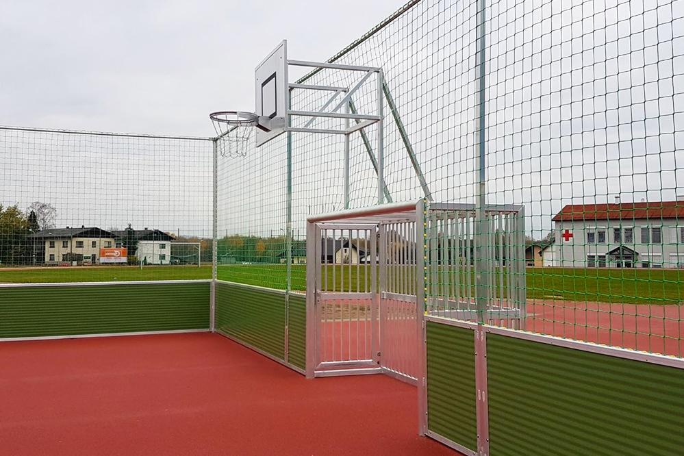 Aréna PRO - vnitřní rozměr hřiště 14 x 7m, celkový obvod 42m_obr2