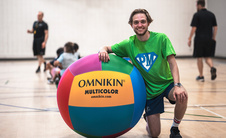 OMNIKIN® MultiColor ball 40” (1,02m)_obr3